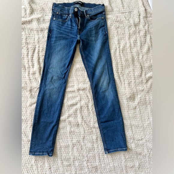Express Mid Rise Dark Wash Skinny Jeans - Picture 3 of 6